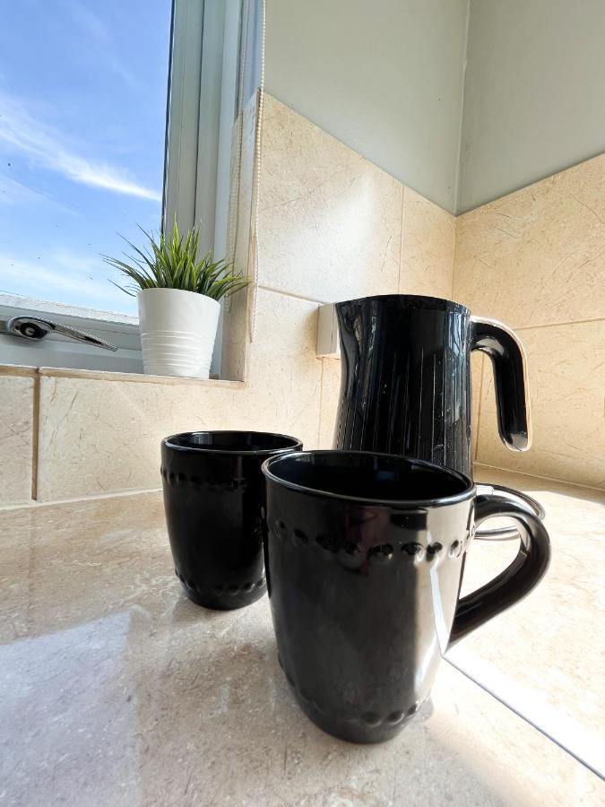 ***3 Bedroom Home Away From Home With Bbq Grill*** Chatham  Exterior photo
